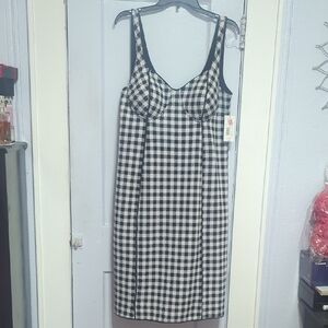 Chic Asymmetrical Black and White Dress